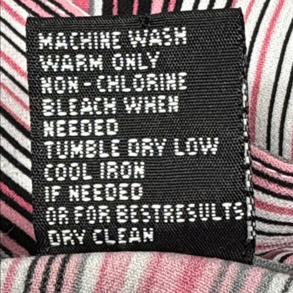 Blue Diamond Stretch 3/4 Sleeve Button Down Blouse. Large - Picture 12 of 12